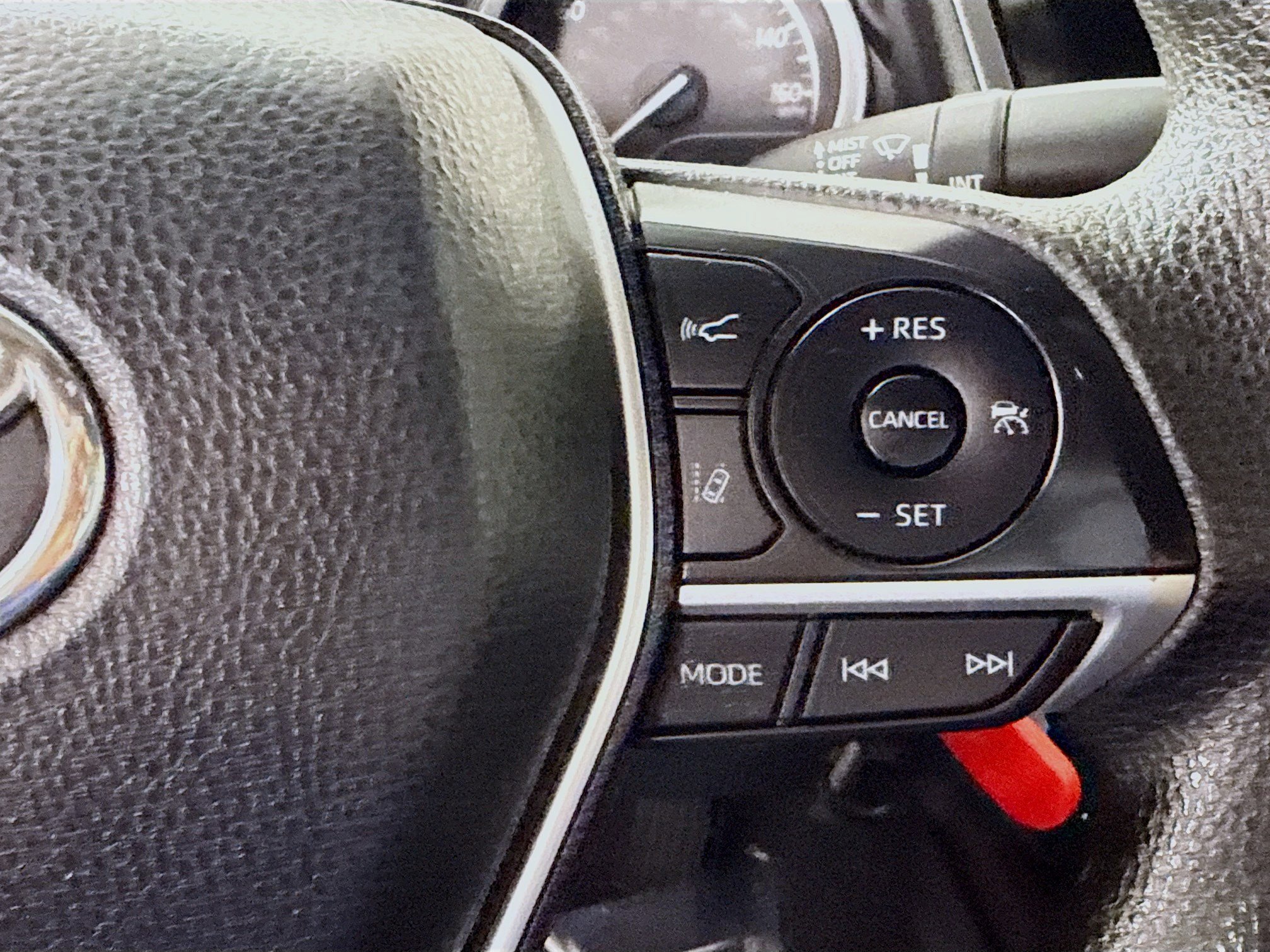 Used 2021 Toyota Camry LE image 15