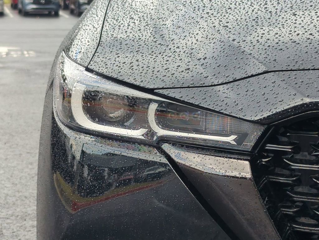 New 2025 MAZDA CX-5 Carbon Edition image 9