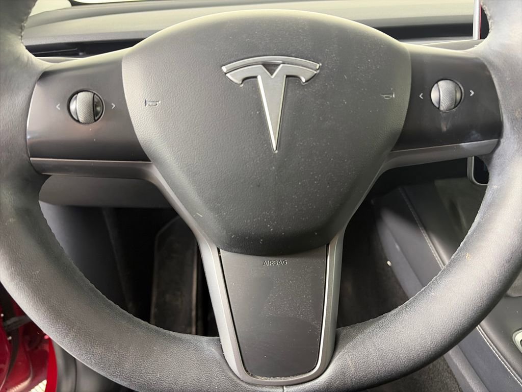 Used 2021 Tesla Model Y Long Range image 15