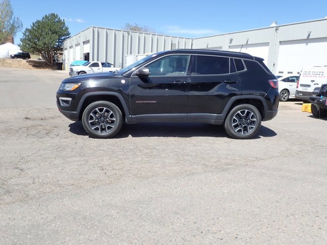 Used 2019 Jeep Compass Trailhawk AWD/4WD image 2
