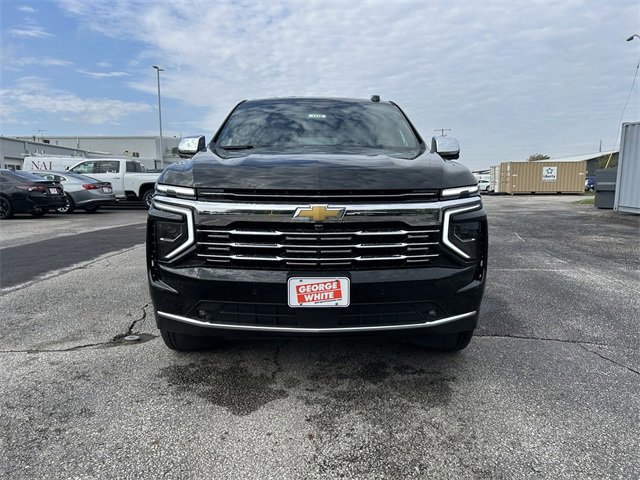New 2026 Chevrolet Suburban Premier image 9