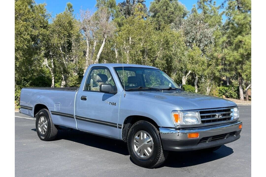 Used 1993 Toyota T100 2WD Regular Cab image 1