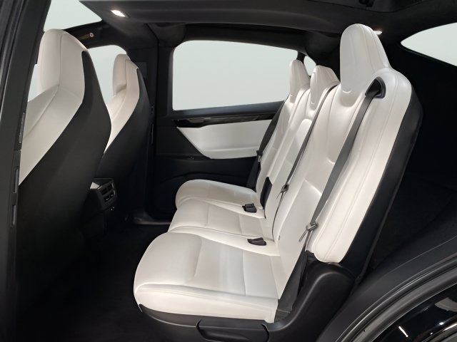 Used 2018 Tesla Model X 75D AWD/4WD image 35