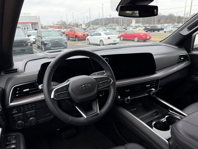 Used 2025 Chevrolet Tahoe Z71 w/ Comfort Package image 19