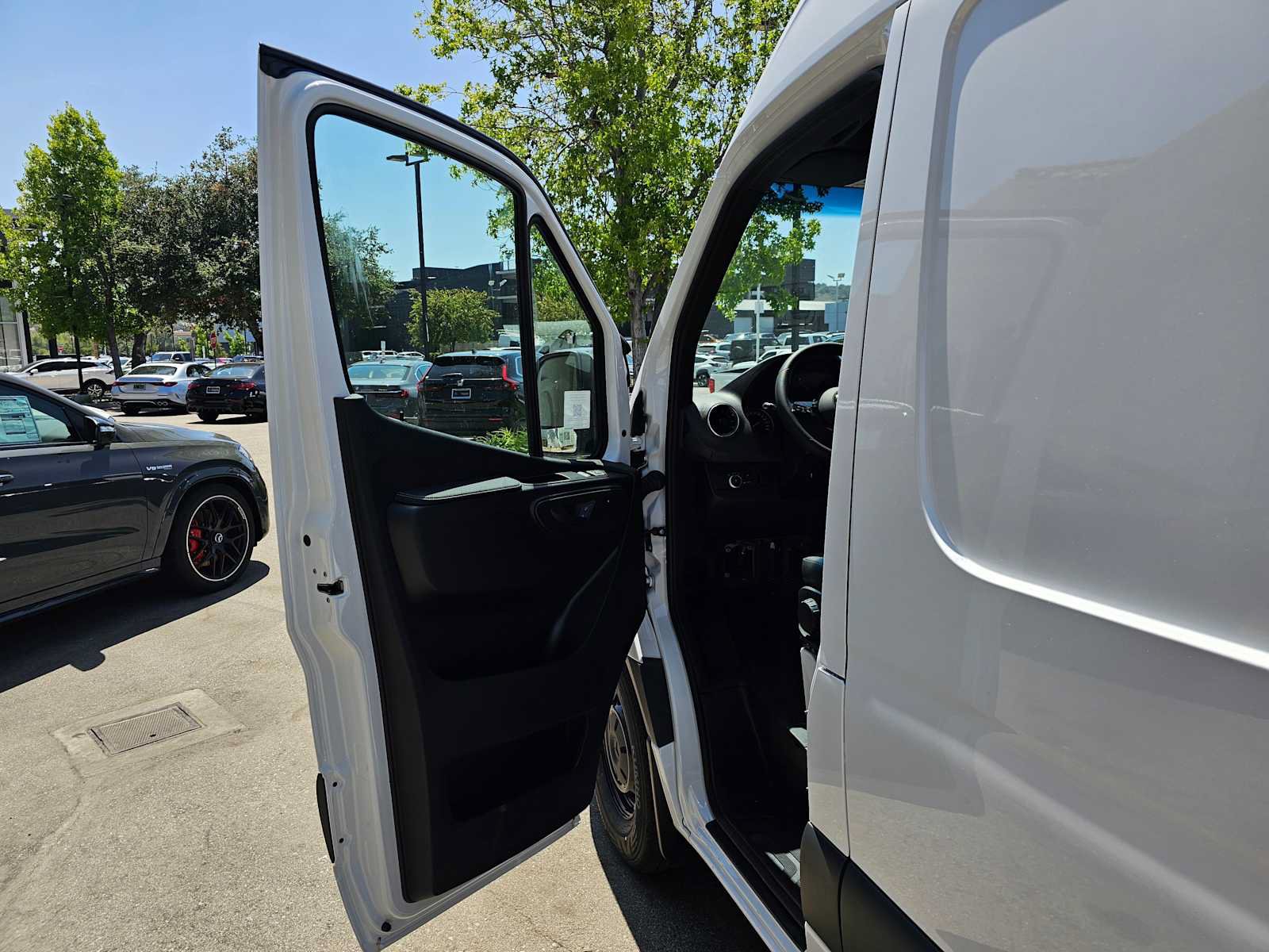 New 2026 Mercedes-Benz Sprinter 2500 image 18