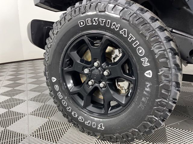 Used 2023 Jeep Wrangler Willys image 13