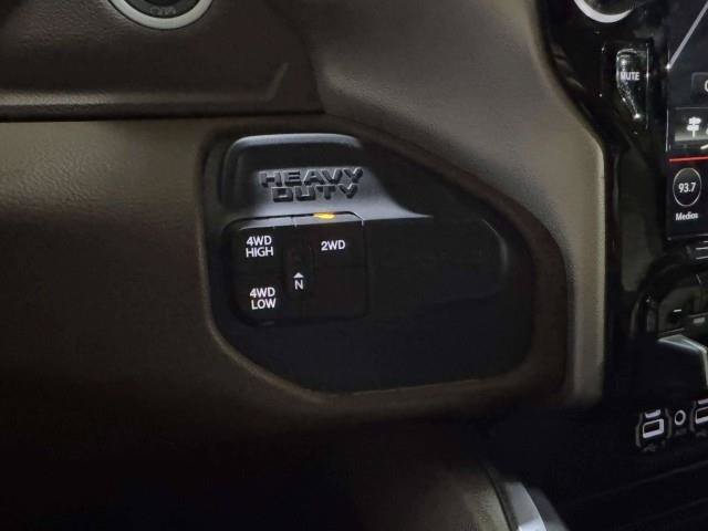 Used 2020 RAM 2500 Laramie AWD/4WD image 45