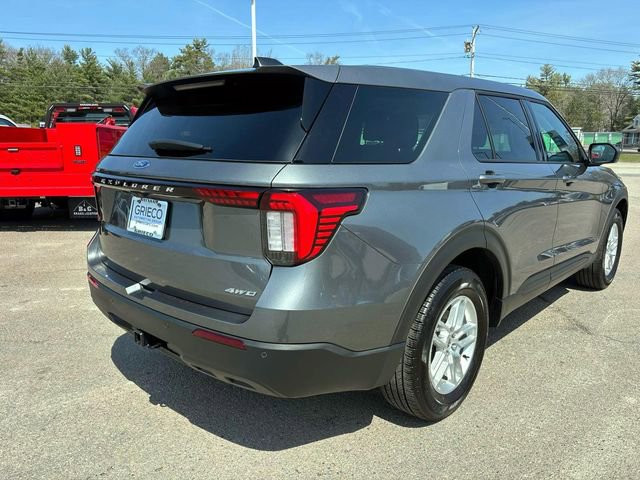 Used 2026 Ford Explorer Active image 3