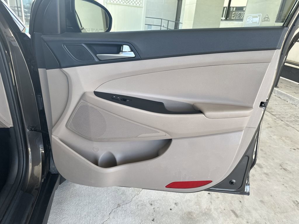 Used 2019 Hyundai Tucson SE FWD image 35