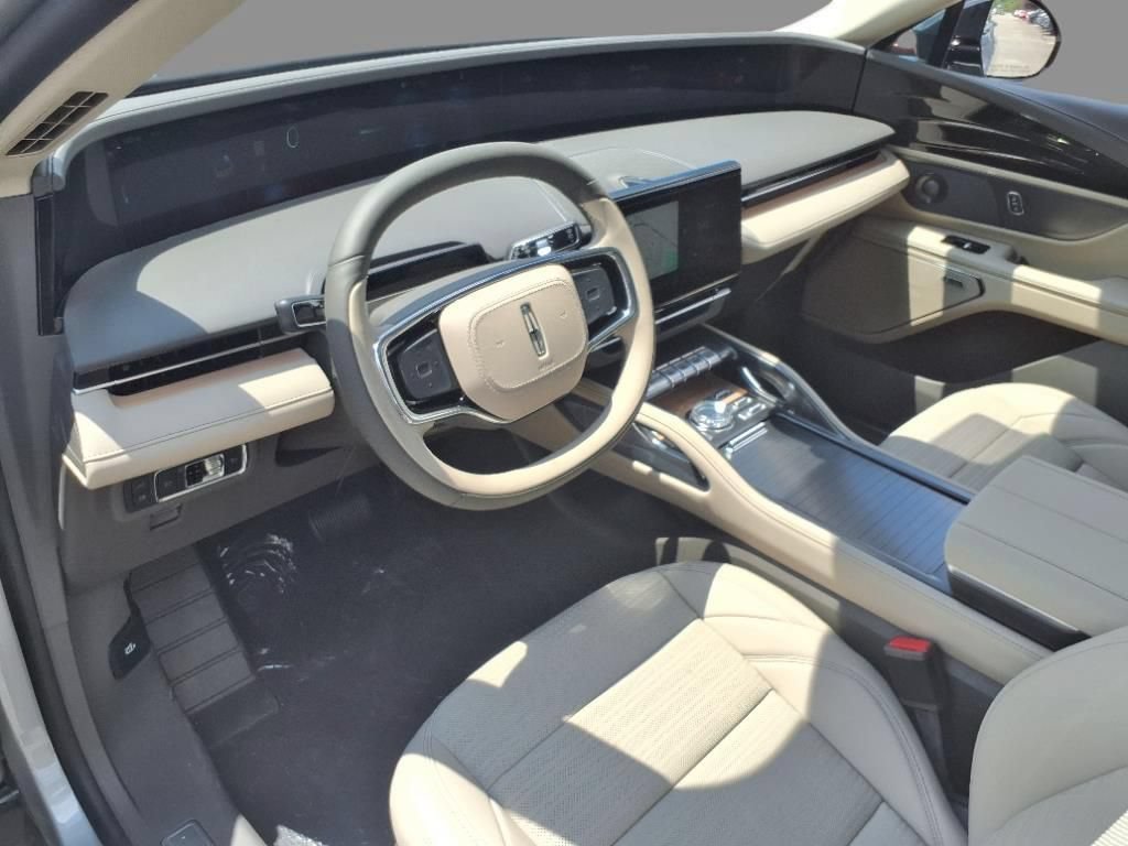 New 2025 Lincoln Nautilus Reserve w/ Jet Appearance Package AWD/4WD image 5