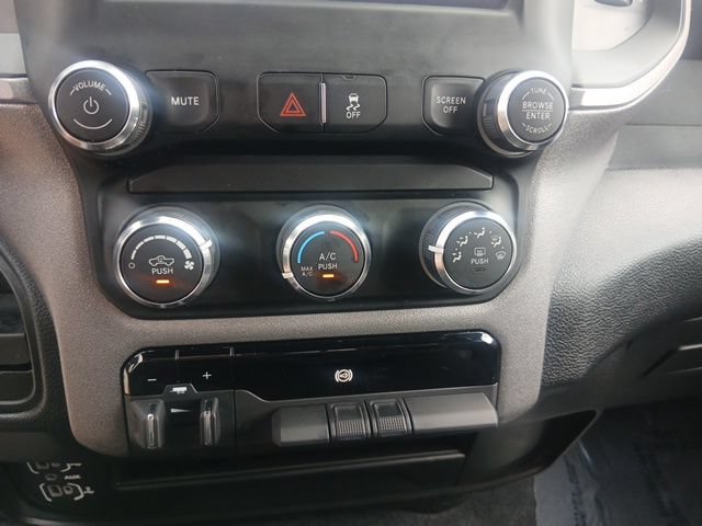 Used 2024 RAM 2500 Tradesman w/ Chrome Appearance Group AWD/4WD image 37