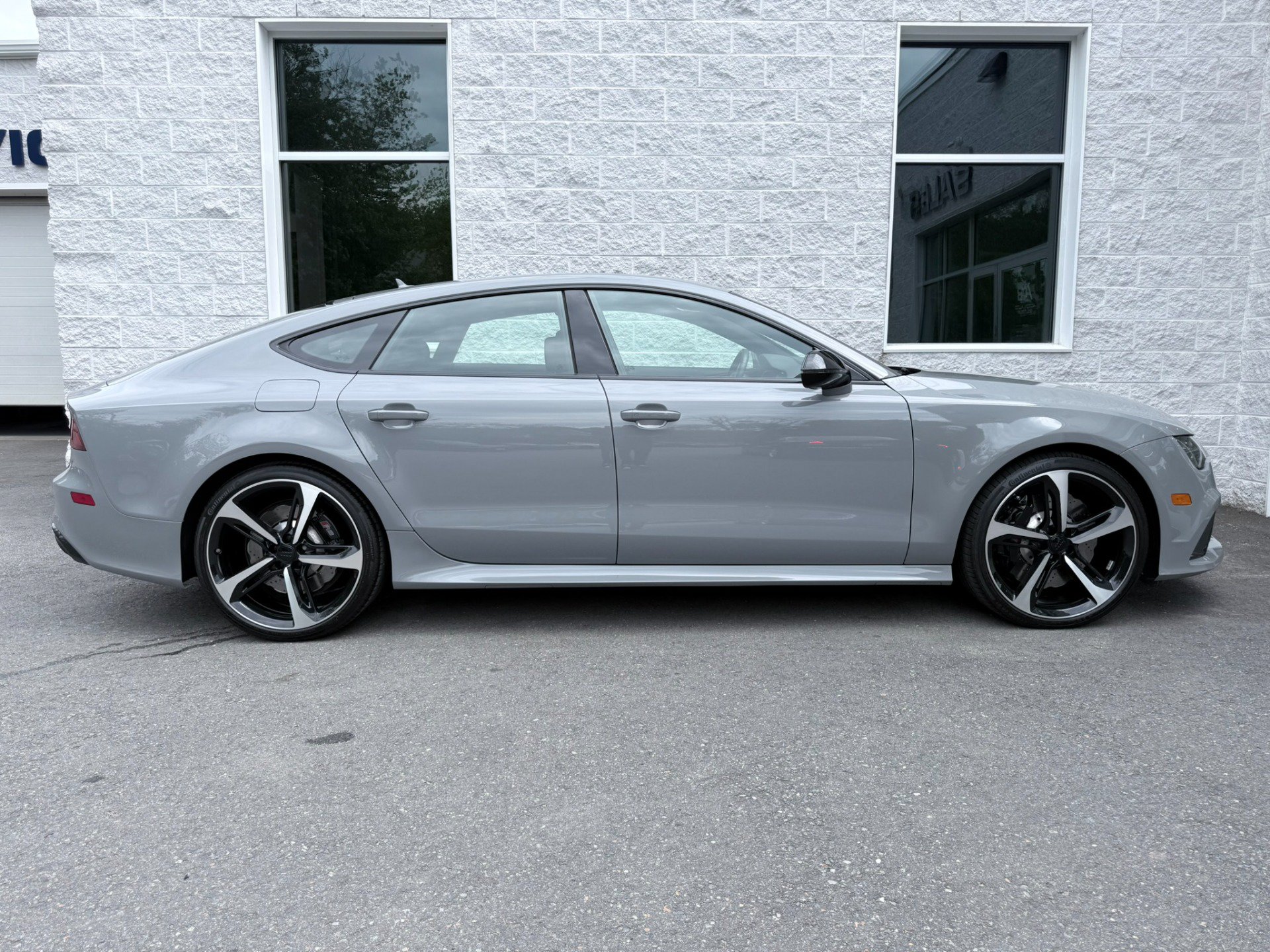 Used 2016 Audi RS 7 Prestige w/ Carbon-Optic Package AWD/4WD image 39