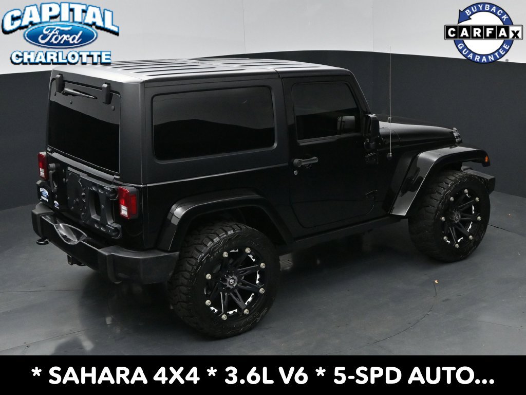 Used 2017 Jeep Wrangler Sahara w/ Connectivity Group AWD/4WD image 27