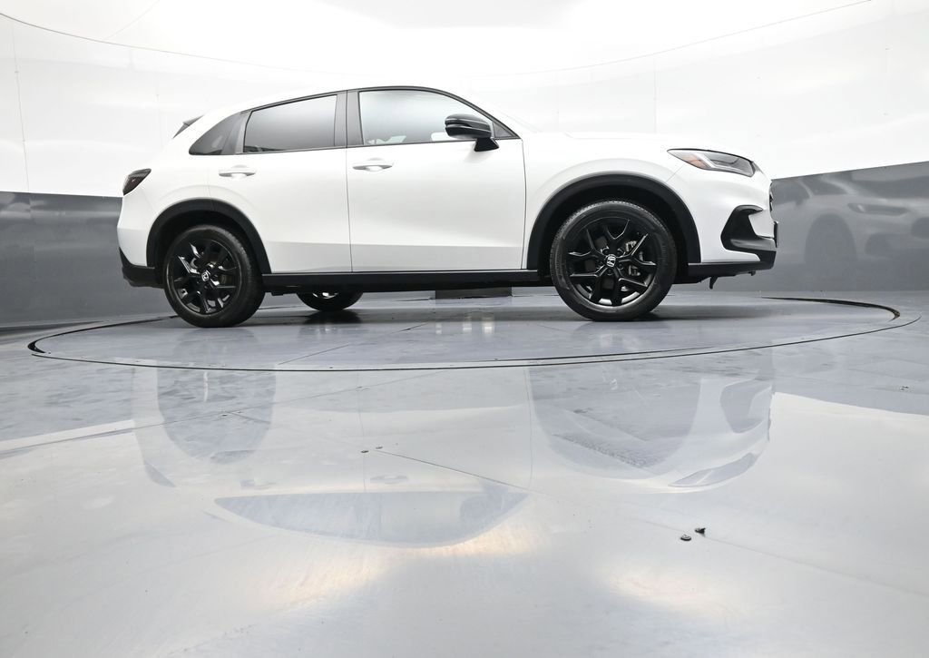 Certified 2024 Honda HR-V Sport image 27