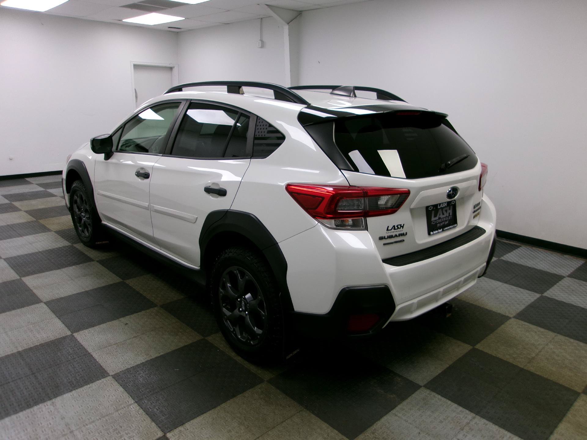 Used 2021 Subaru Crosstrek 2.5i Sport w/ Moonroof Package AWD/4WD image 2