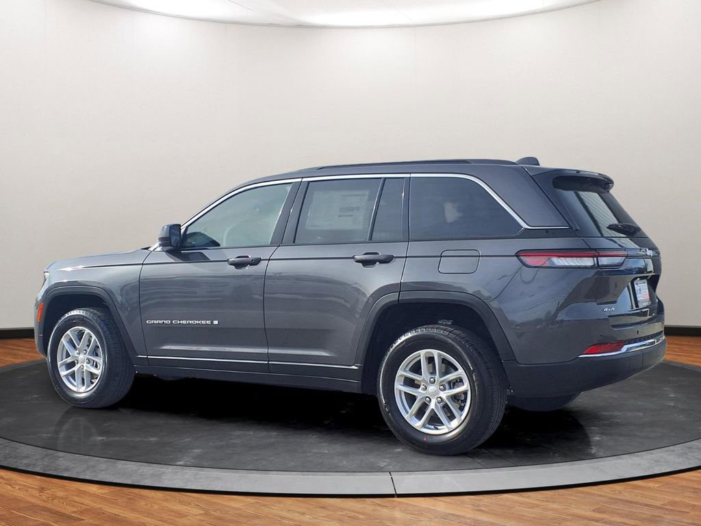 New 2026 Jeep Grand Cherokee Laredo X AWD/4WD image 13