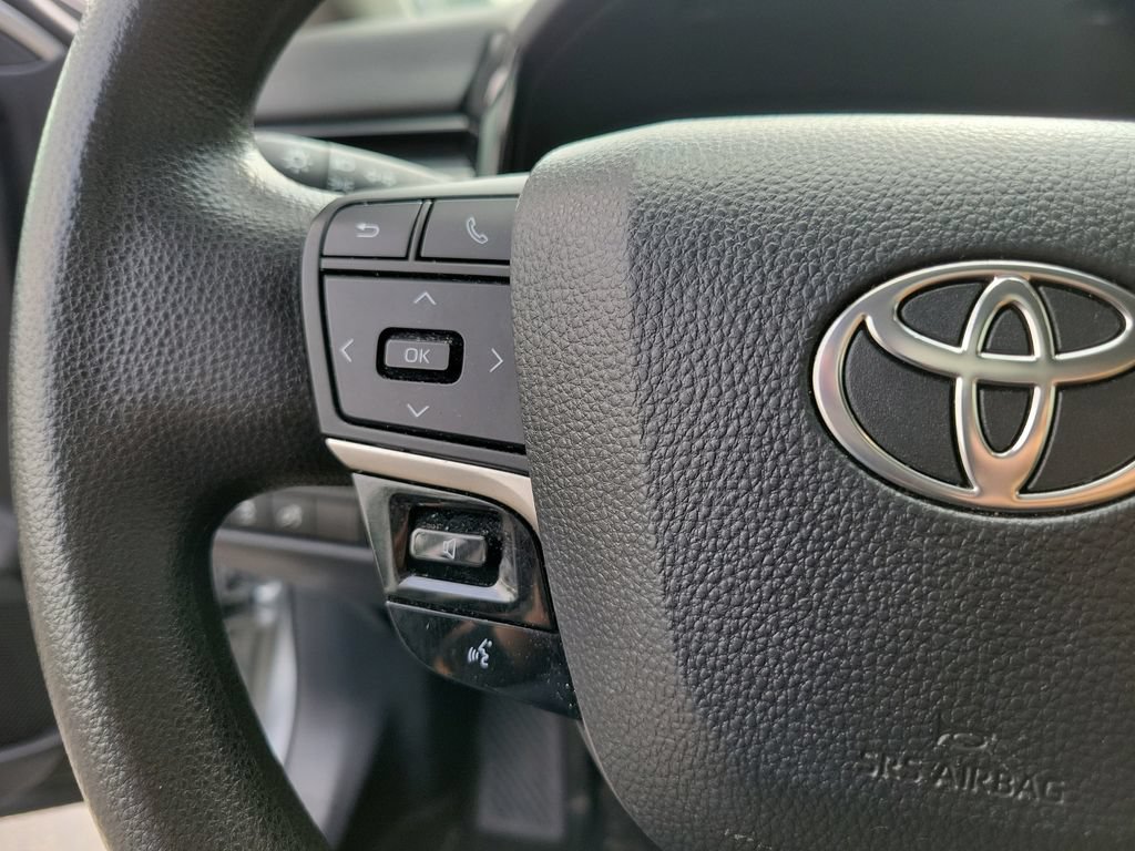 Used 2025 Toyota Camry LE FWD image 29