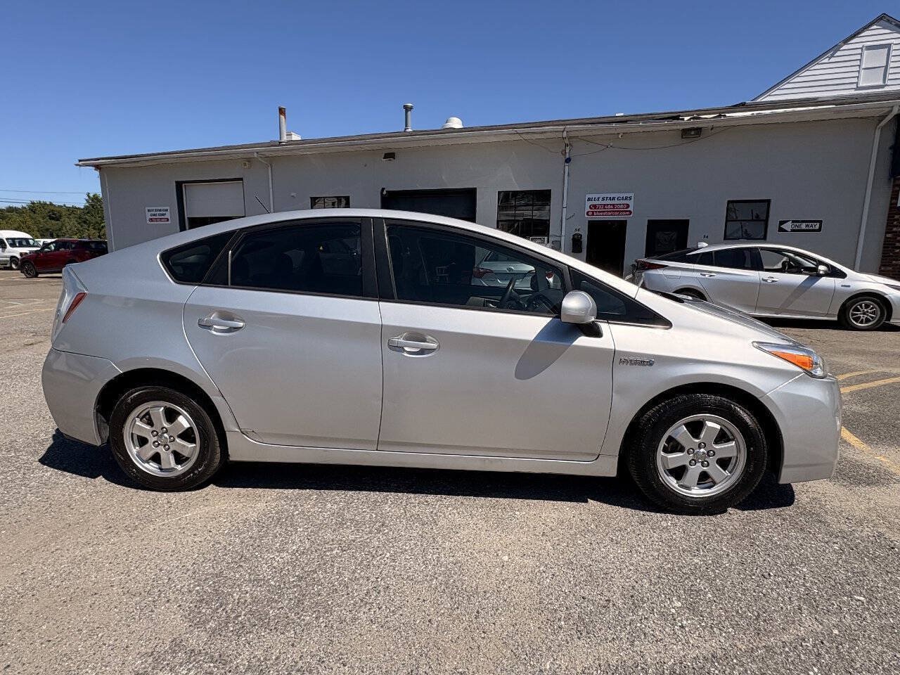 Used 2010 Toyota Prius Two FWD image 6