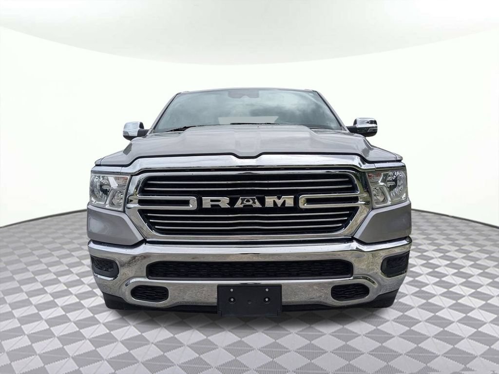 Used 2024 RAM 1500 Laramie AWD/4WD image 9
