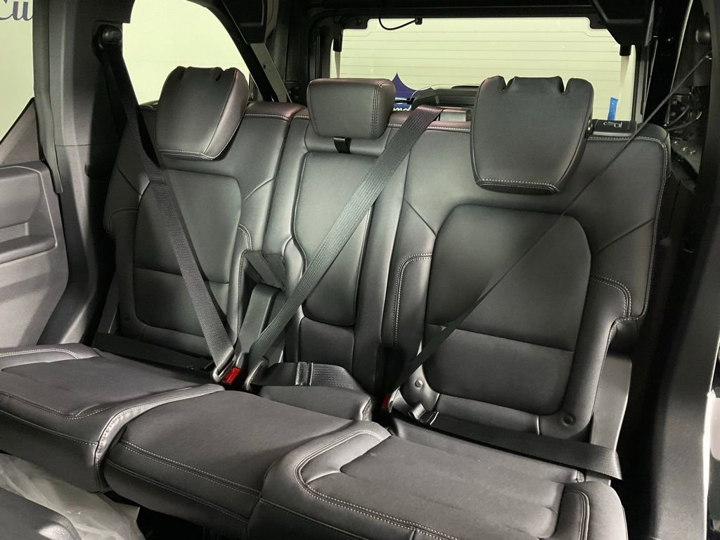 New 2026 Ford Bronco Big Bend w/ Black Diamond Package image 16