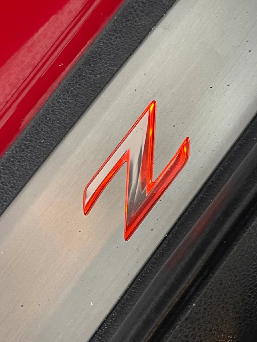 Used 2016 Nissan 370Z NISMO RWD image 11