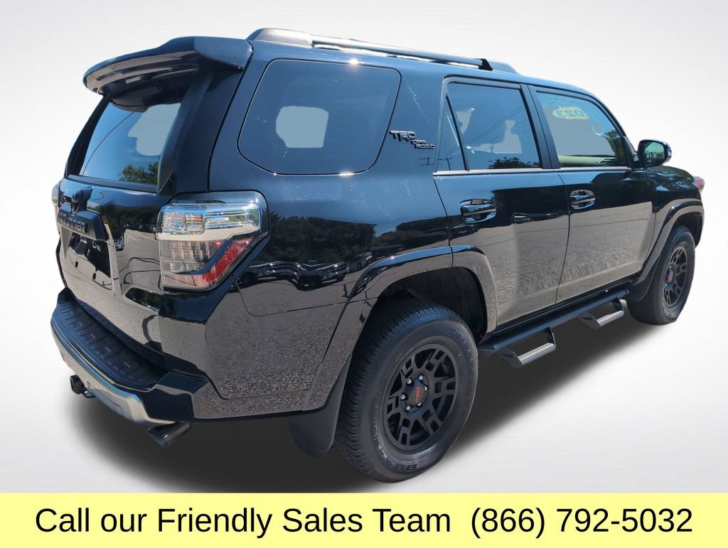 Used 2023 Toyota 4Runner TRD Off-Road Premium w/ Moonroof Package AWD/4WD image 6