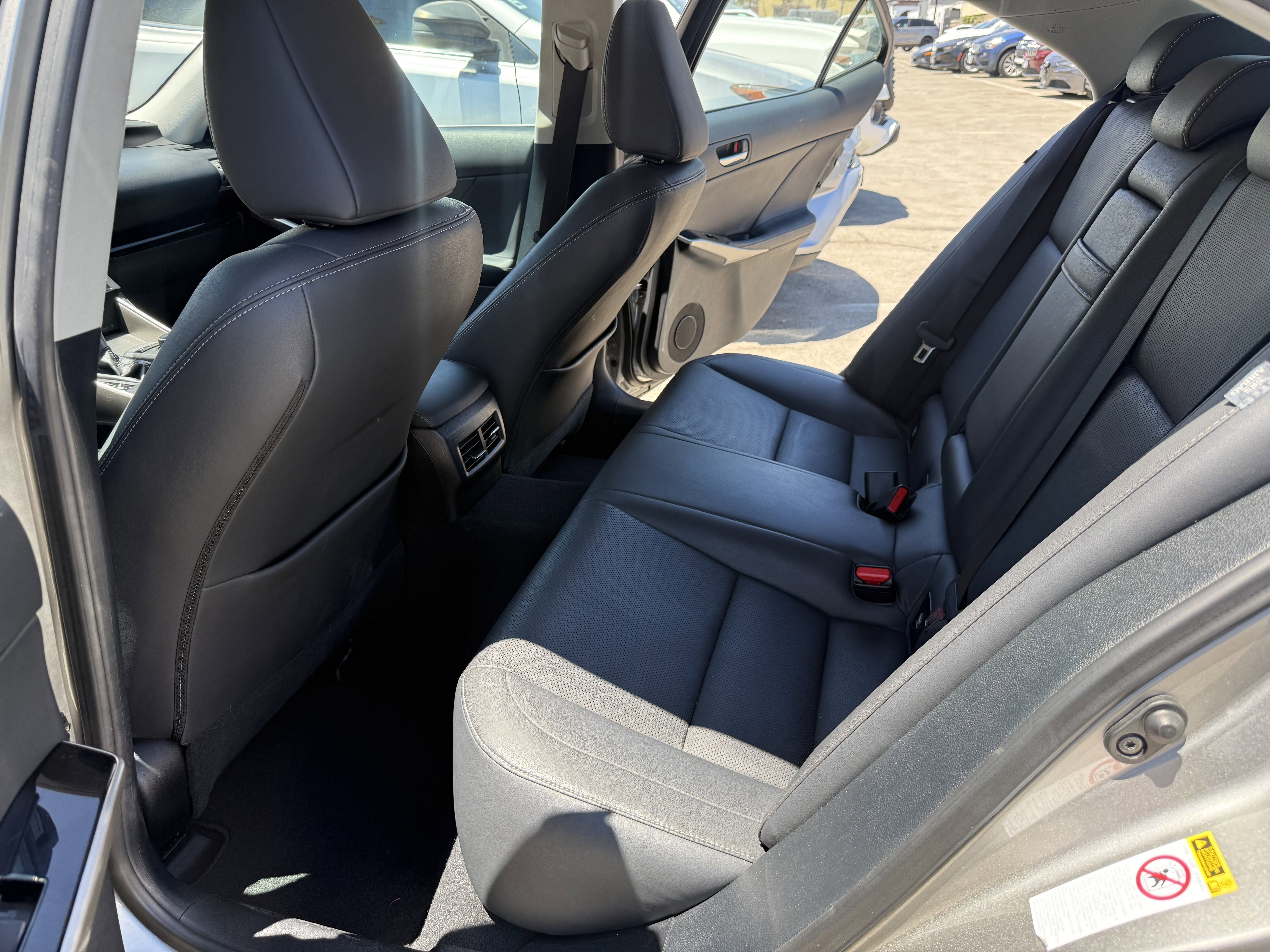 Used 2016 Lexus IS 200t image 14