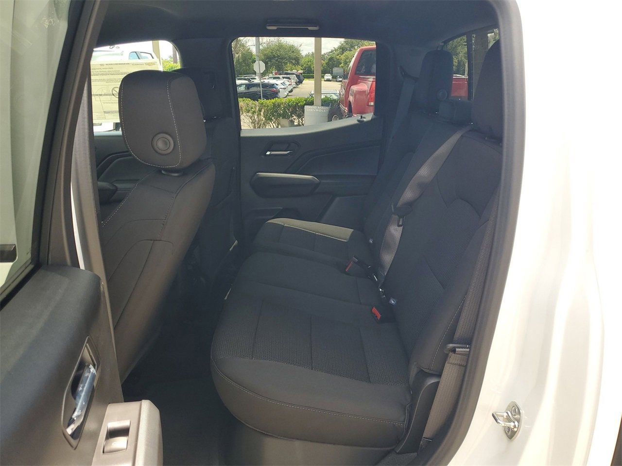 New 2026 Chevrolet Colorado LT image 9