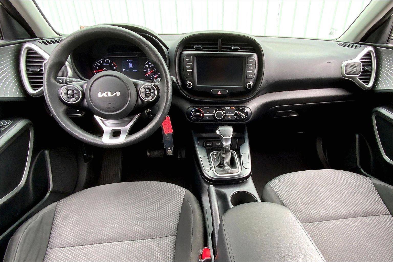 Used 2022 Kia Soul LX w/ Technology Package FWD image 13