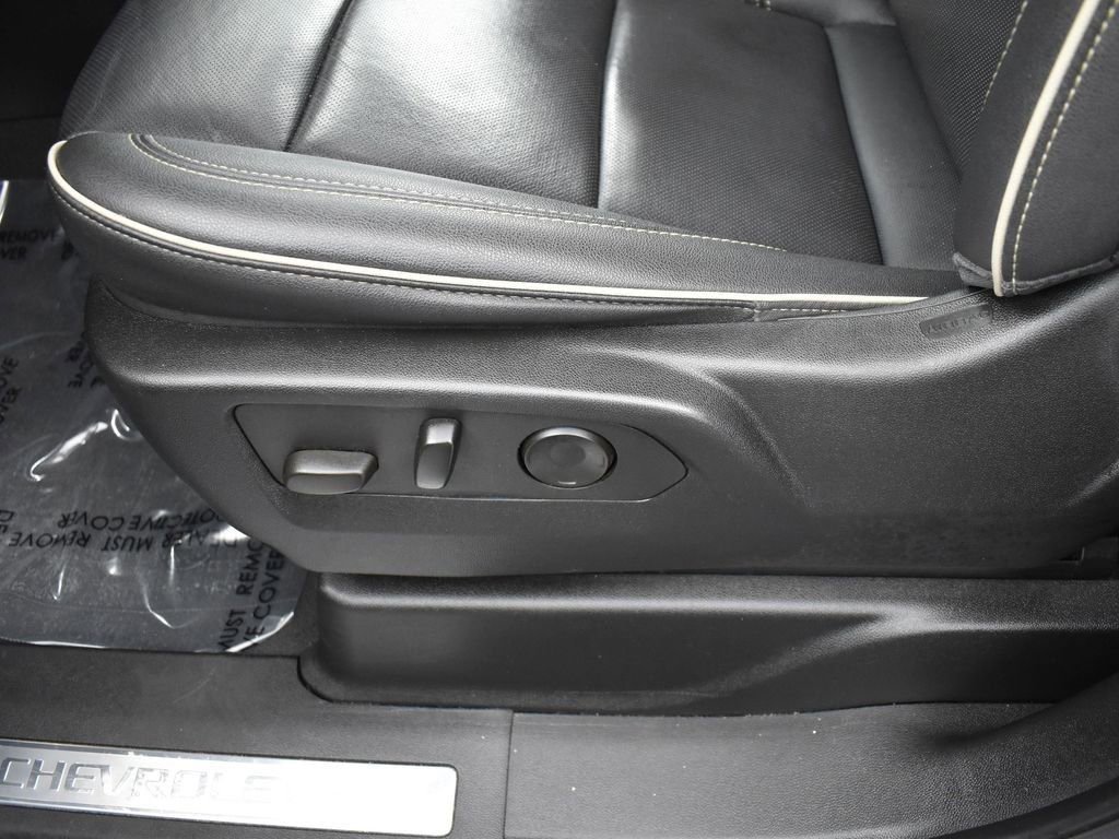 Used 2024 Chevrolet Tahoe Premier image 11