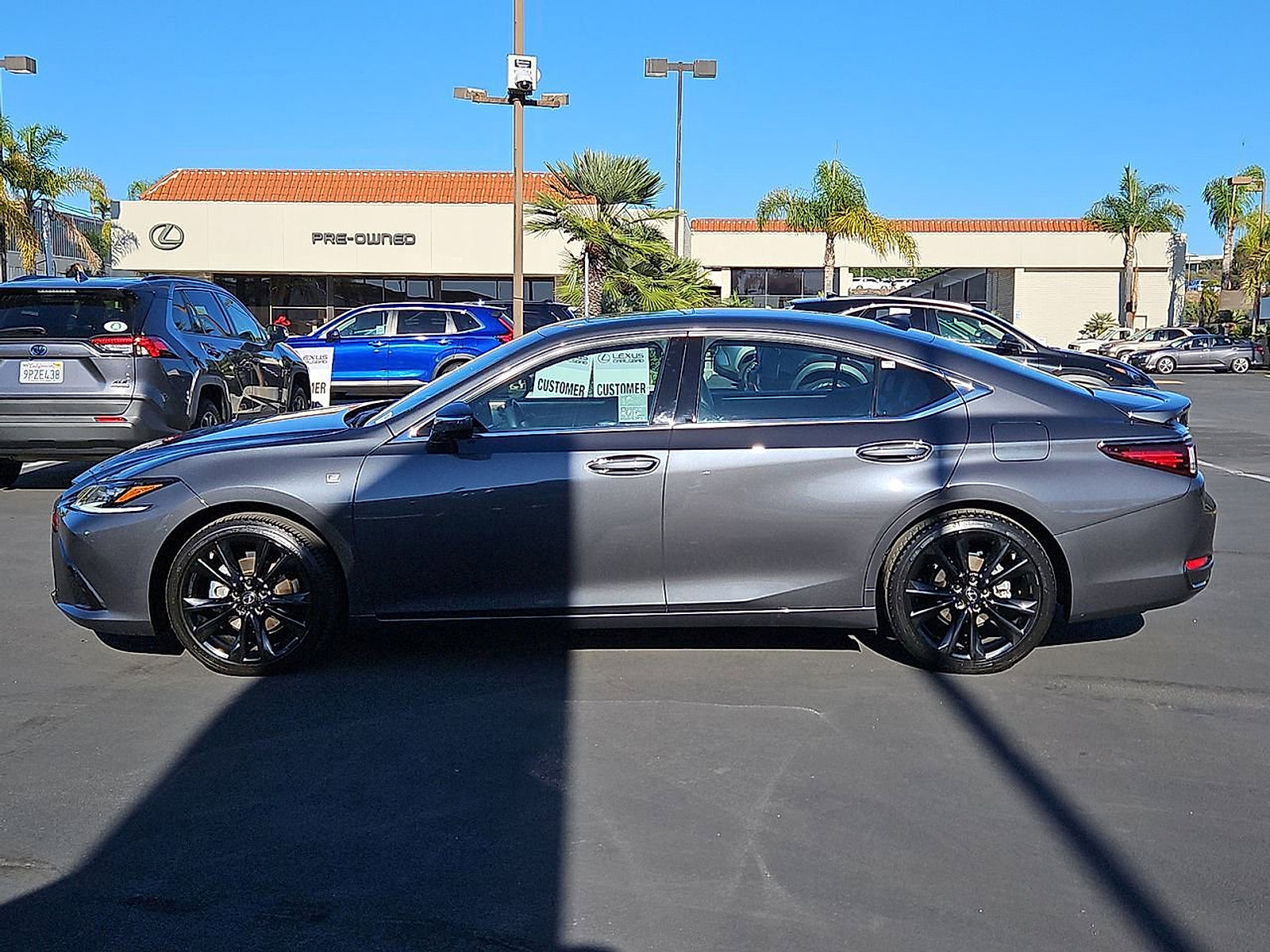 Certified 2024 Lexus ES 300h F Sport image 9