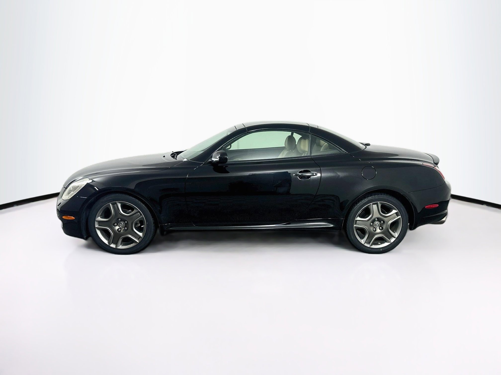 Used 2006 Lexus SC 430 Convertible RWD image 4
