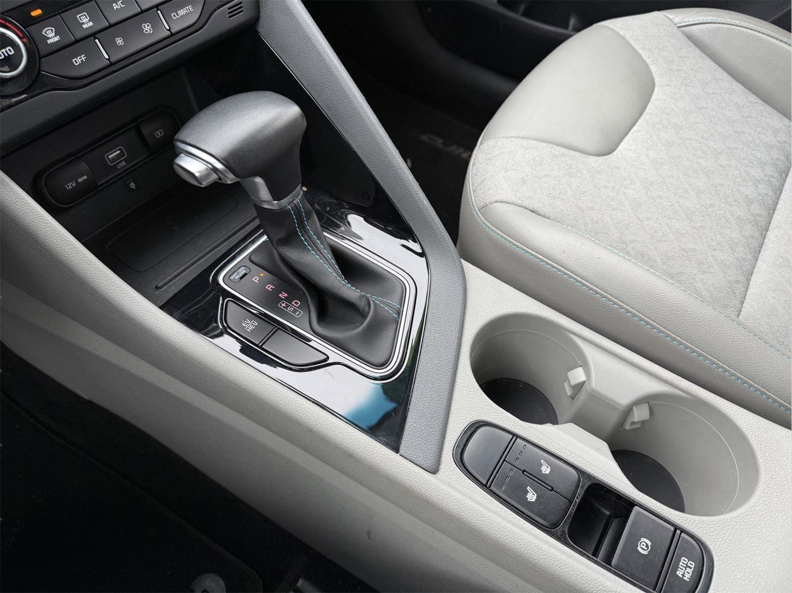 Used 2020 Kia Niro EX image 19