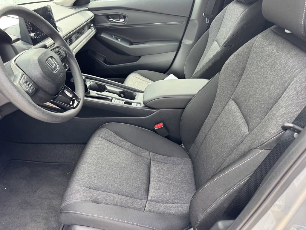 Used 2026 Honda Accord SE image 13
