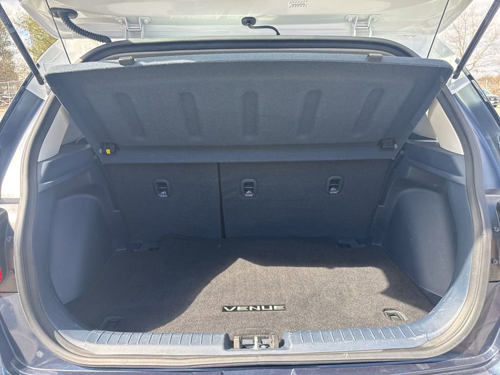 Used 2021 Hyundai Venue image 35