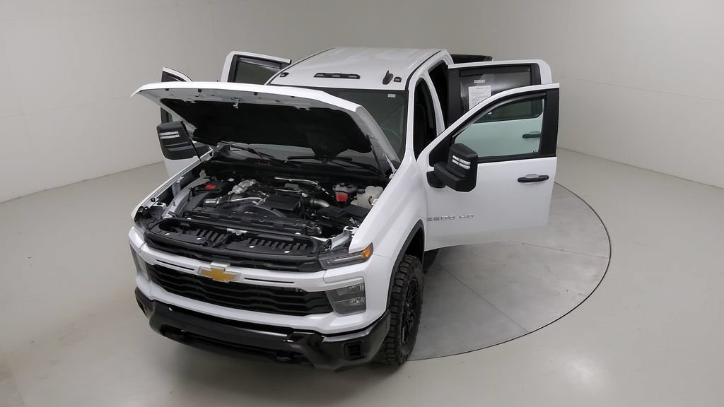 Used 2025 Chevrolet Silverado 2500 Custom w/ Custom Value Package AWD/4WD image 42