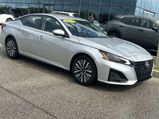 Certified 2023 Nissan Altima 2.5 SV FWD image 5