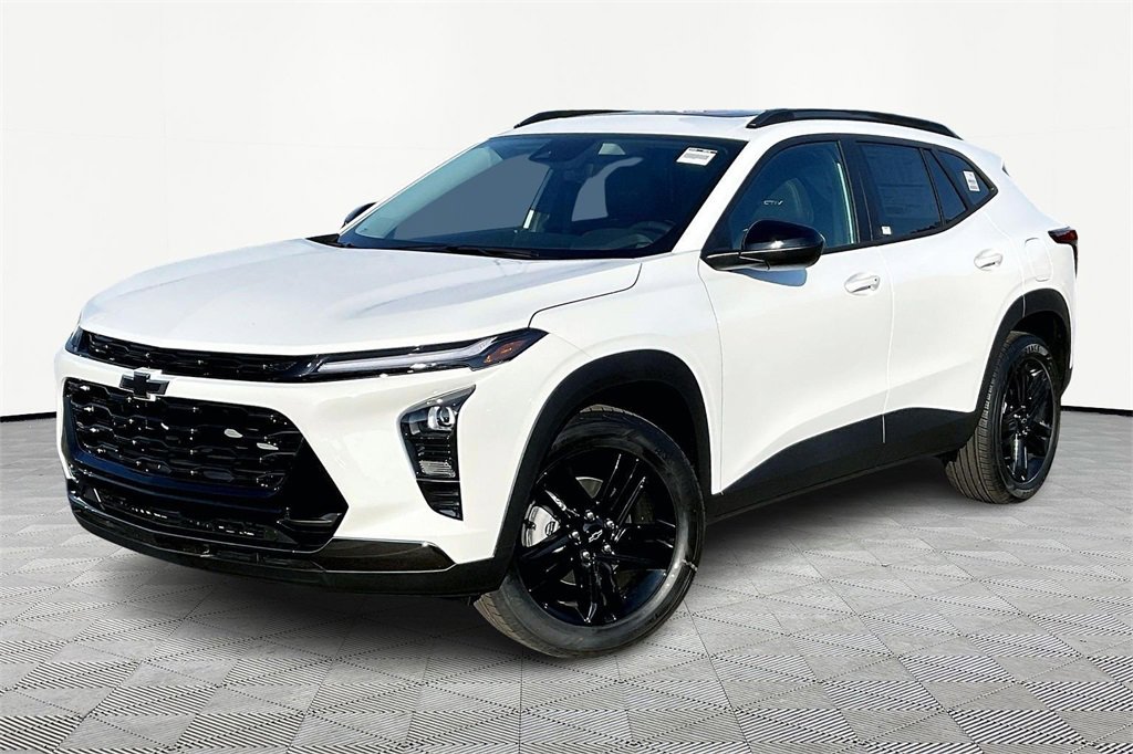 New 2026 Chevrolet Trax ACTIV w/ Sunroof Package