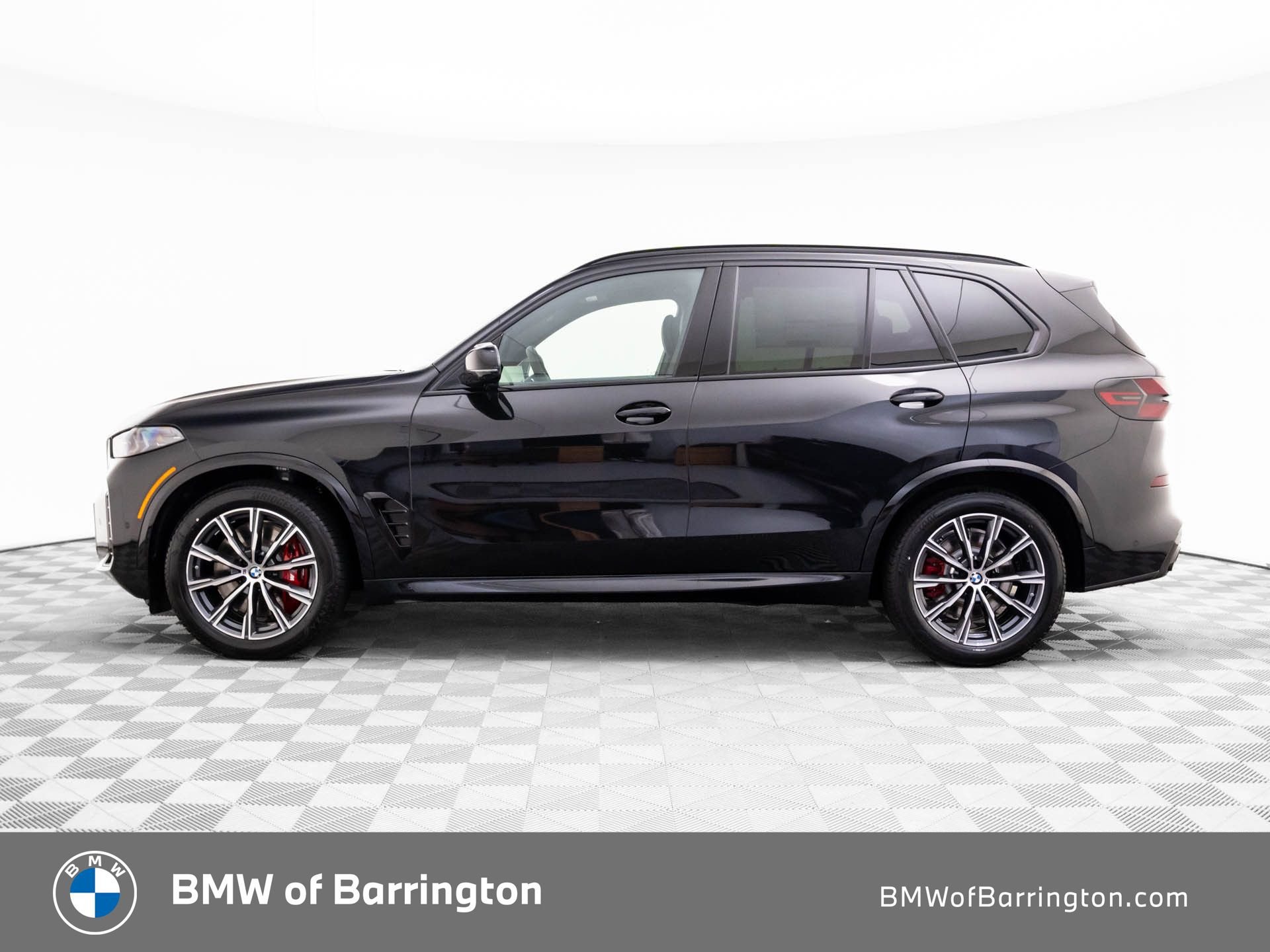 New 2026 BMW X5 M60i image 2