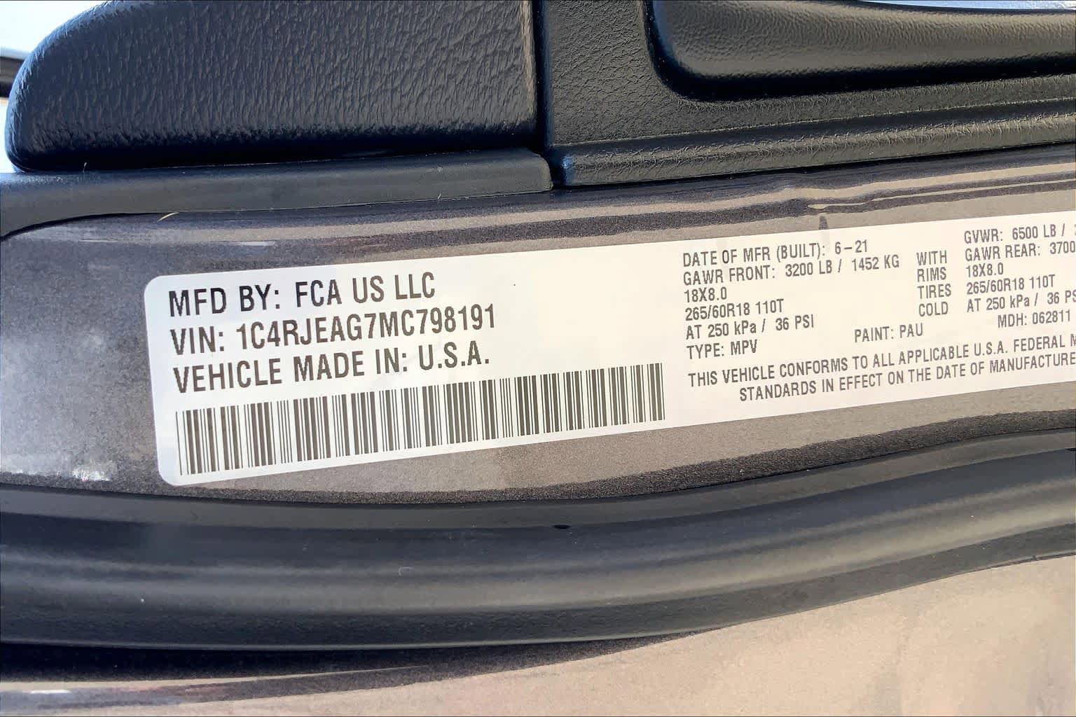 Used 2021 Jeep Grand Cherokee Laredo RWD image 33