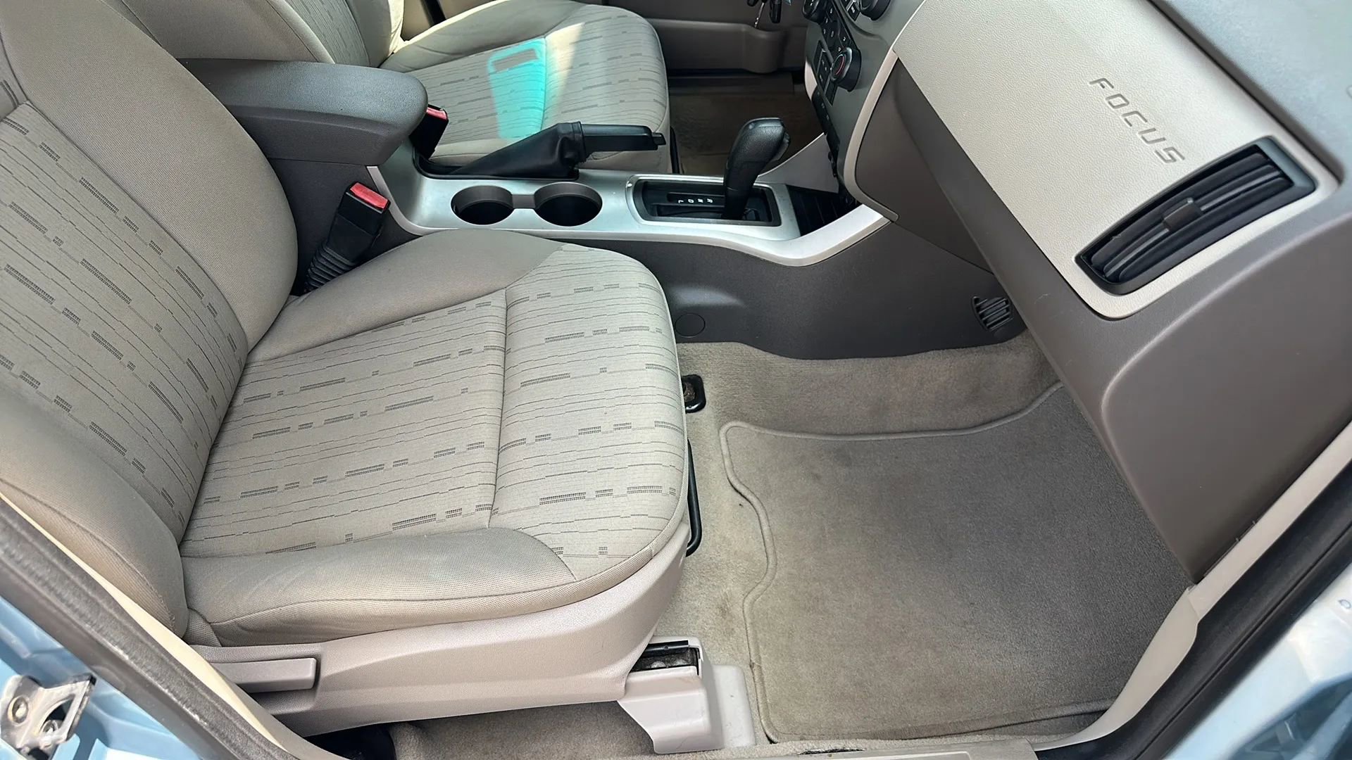 Used 2008 Ford Focus SE image 18