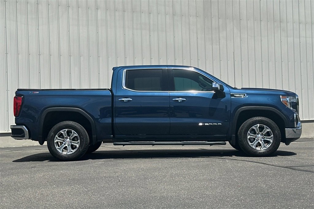 Used 2020 GMC Sierra 1500 SLT w/ X31 Off-Road Package image 4