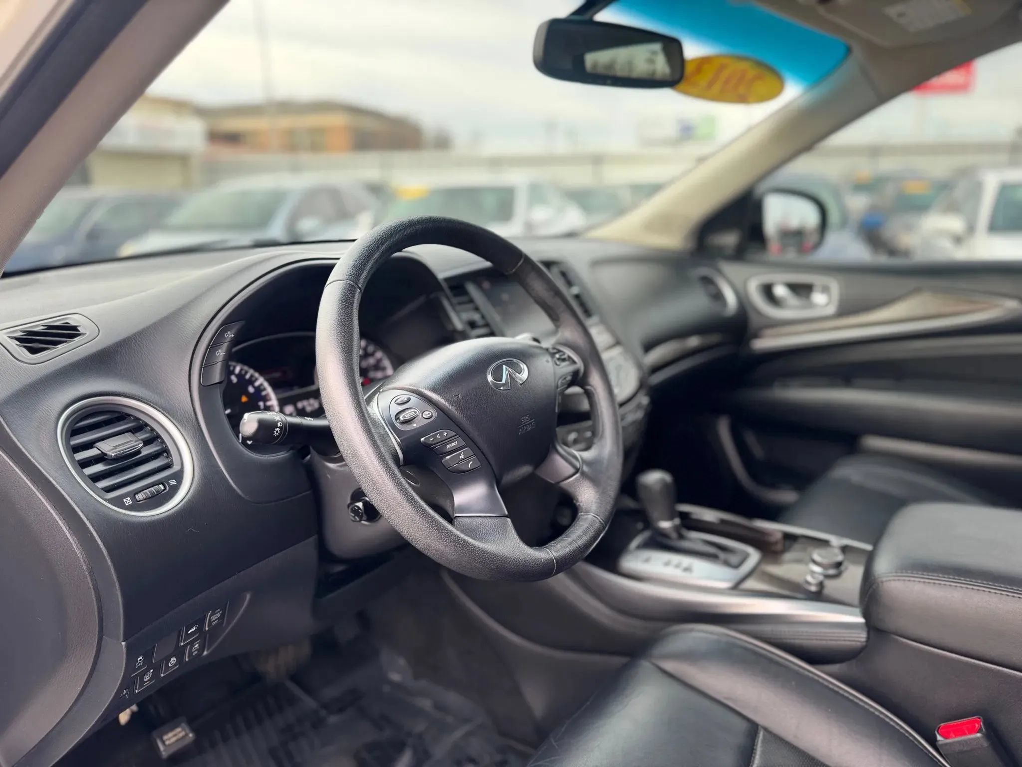 Used 2013 INFINITI JX35 FWD w/ Premium Pkg image 14