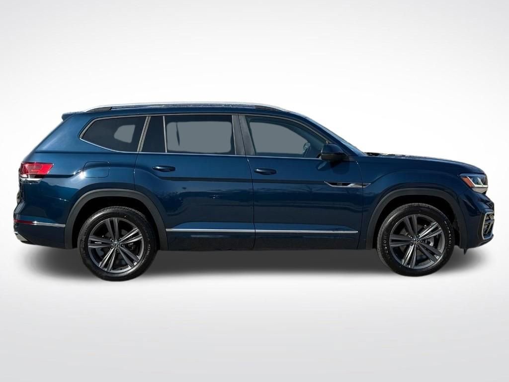 Used 2022 Volkswagen Atlas SEL R-Line image 2