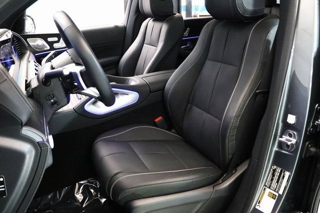 Used 2024 Mercedes-Benz GLS 580 4MATIC image 21