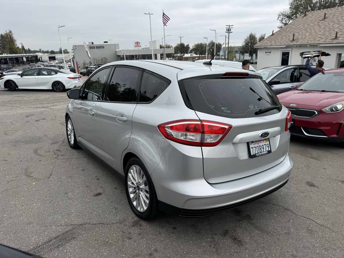 Used 2017 Ford C-MAX Energi SE image 4