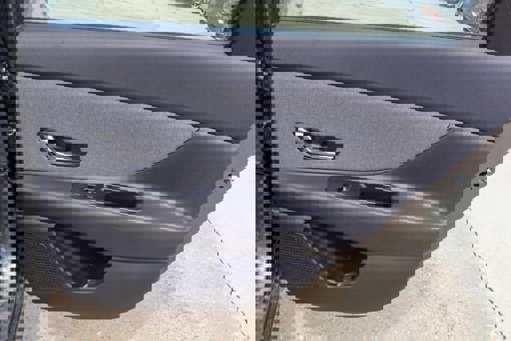 New 2026 Hyundai Elantra Limited image 15