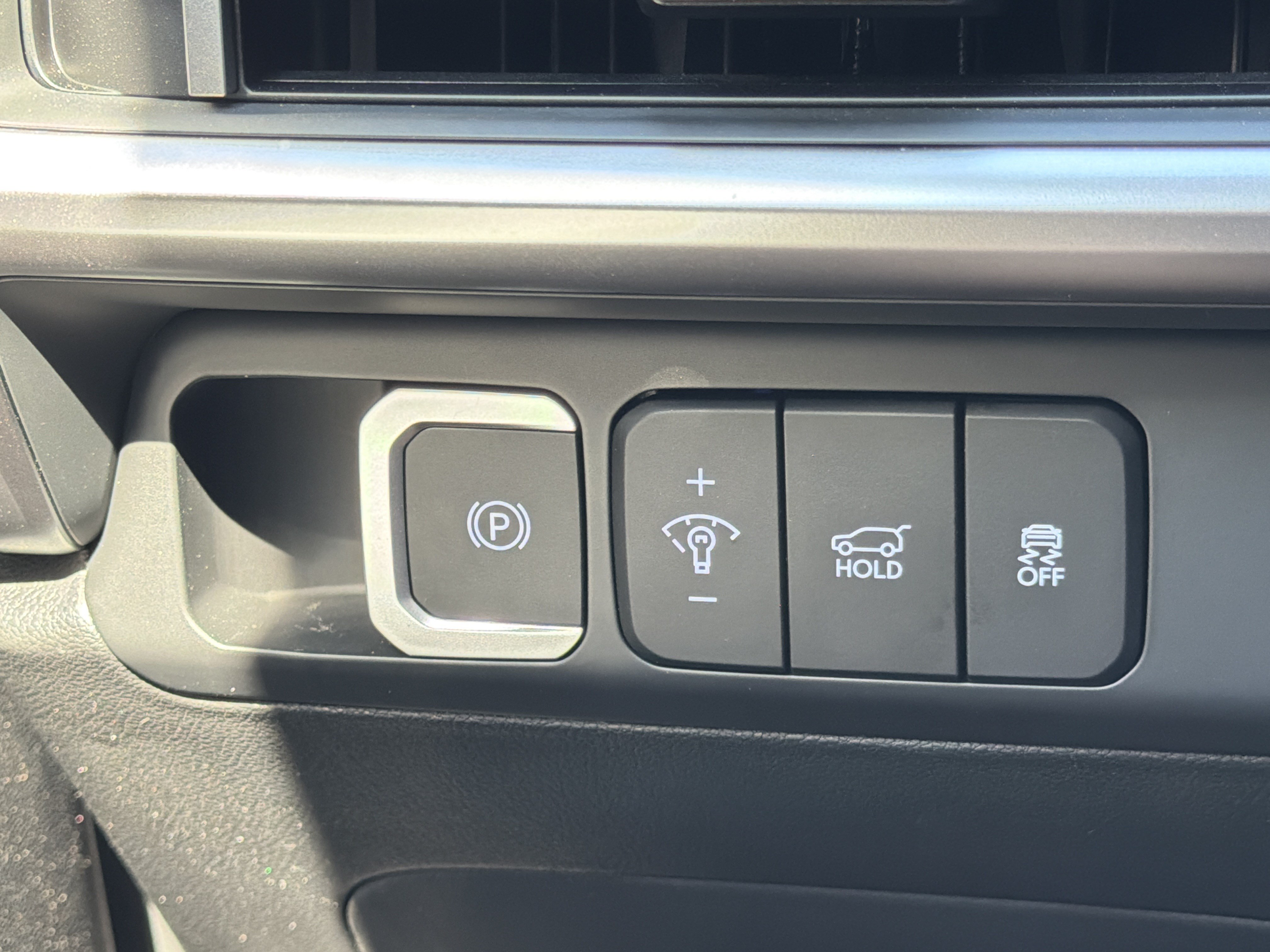 Used 2026 Hyundai Santa Fe SEL FWD image 12