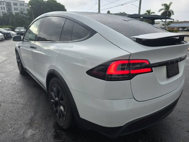 Used 2023 Tesla Model X AWD/4WD image 3