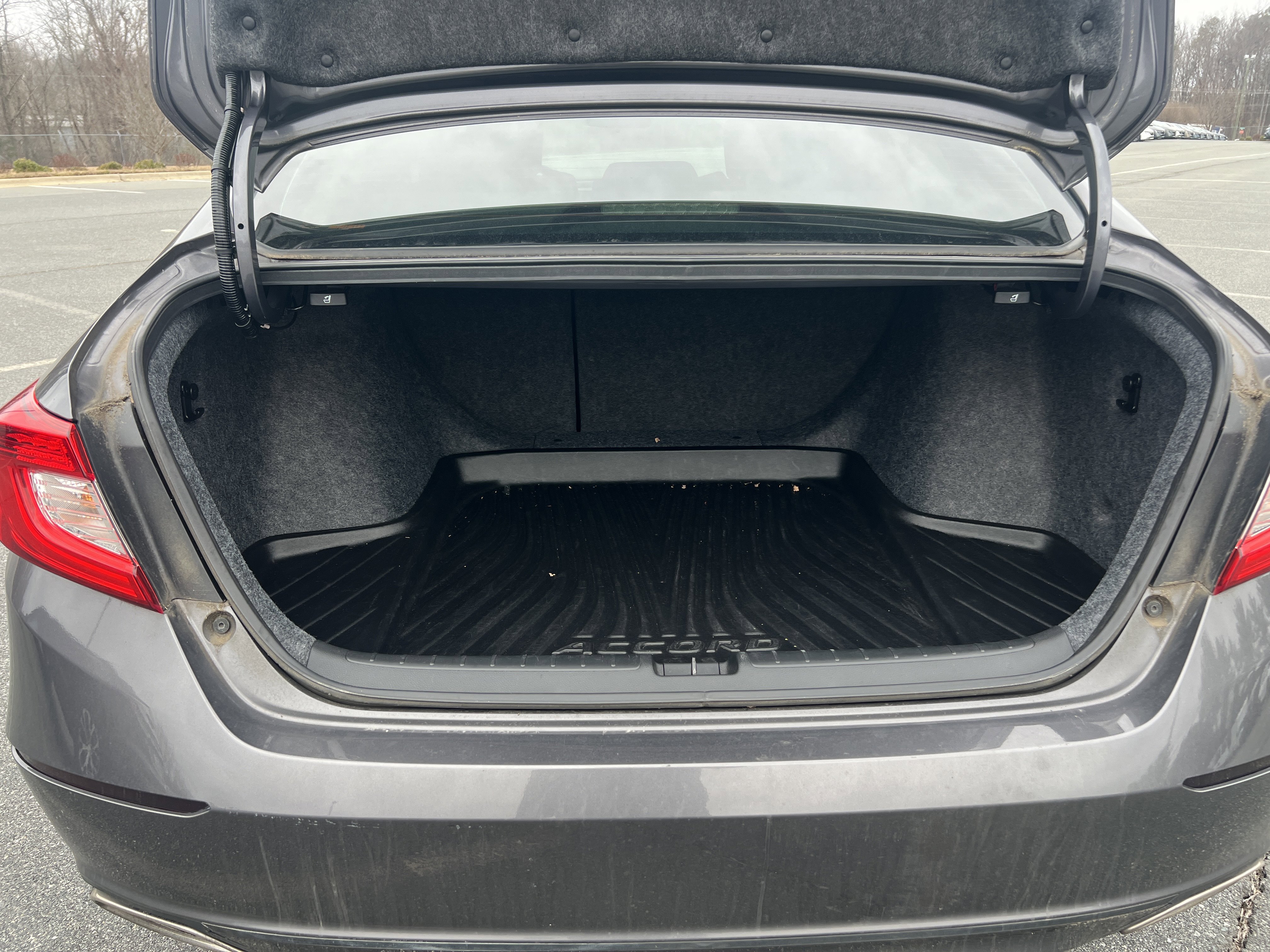 Used 2019 Honda Accord Sport image 31